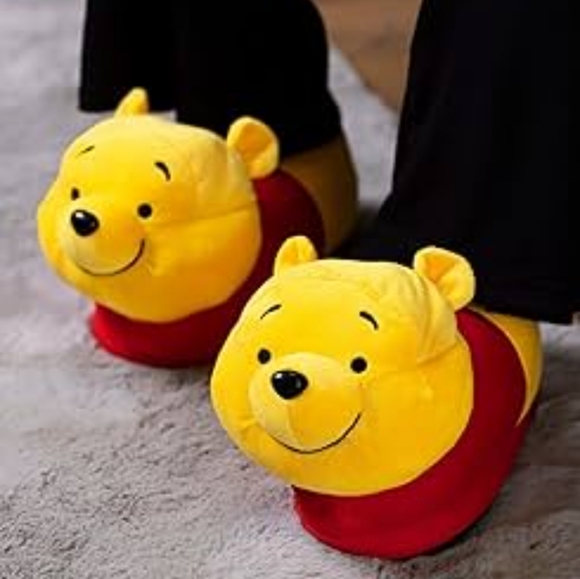 Disney Winnie the Pooh Adult Slippers Sz M (7/8) NEW - Picture 2 of 13
